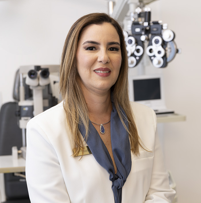 Dra. Camila Gadelha
